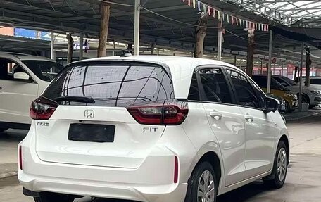 Honda Fit, 2023 год, 1 190 000 рублей, 6 фотография