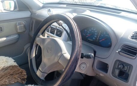 Nissan Cube II, 2001 год, 110 000 рублей, 4 фотография