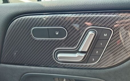 Mercedes-Benz B-Класс, 2019 год, 1 700 000 рублей, 19 фотография