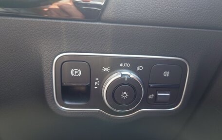 Mercedes-Benz B-Класс, 2019 год, 1 700 000 рублей, 20 фотография