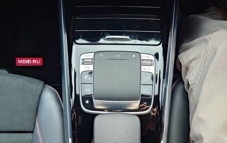 Mercedes-Benz B-Класс, 2019 год, 1 700 000 рублей, 18 фотография