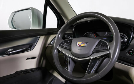 Cadillac XT5 I рестайлинг, 2020 год, 3 250 000 рублей, 13 фотография