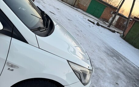 Hyundai Solaris II рестайлинг, 2016 год, 899 999 рублей, 3 фотография