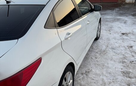 Hyundai Solaris II рестайлинг, 2016 год, 899 999 рублей, 4 фотография