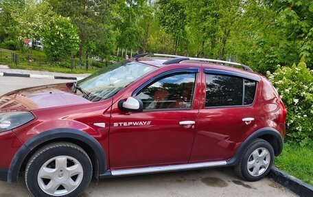 Renault Sandero I, 2014 год, 560 000 рублей, 3 фотография