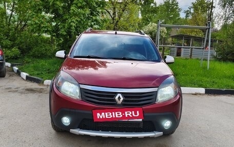 Renault Sandero I, 2014 год, 560 000 рублей, 2 фотография