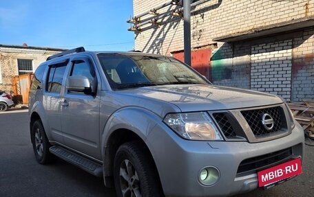 Nissan Pathfinder, 2014 год, 1 500 000 рублей, 2 фотография