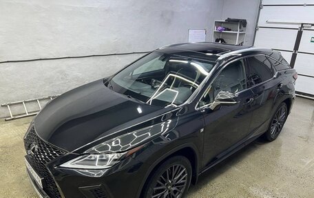 Lexus RX IV рестайлинг, 2019 год, 5 750 000 рублей, 3 фотография