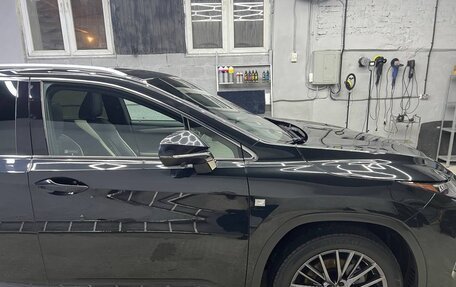 Lexus RX IV рестайлинг, 2019 год, 5 750 000 рублей, 9 фотография