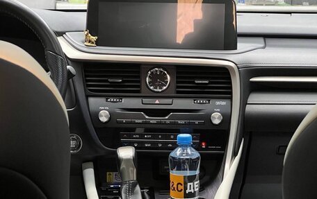 Lexus RX IV рестайлинг, 2019 год, 5 750 000 рублей, 17 фотография