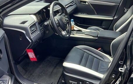 Lexus RX IV рестайлинг, 2019 год, 5 750 000 рублей, 14 фотография