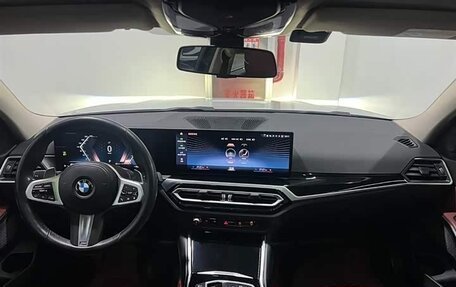 BMW 3 серия, 2023 год, 2 760 000 рублей, 13 фотография