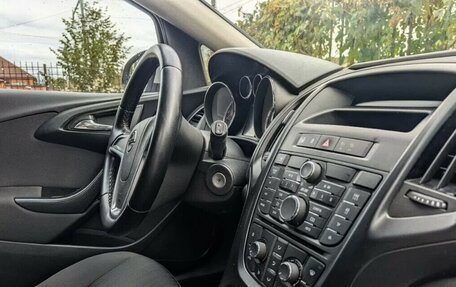 Opel Astra J, 2012 год, 730 000 рублей, 2 фотография