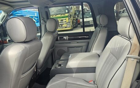 Lincoln Navigator, 2009 год, 950 000 рублей, 13 фотография