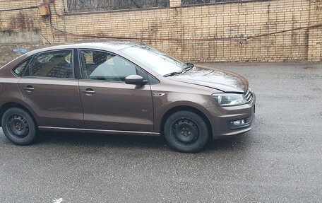 Volkswagen Polo VI (EU Market), 2016 год, 1 050 000 рублей, 2 фотография