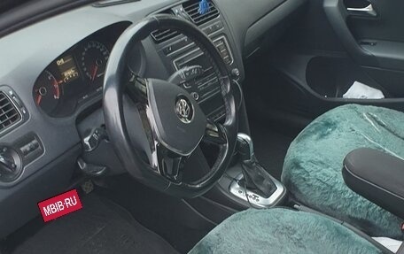 Volkswagen Polo VI (EU Market), 2016 год, 1 050 000 рублей, 6 фотография