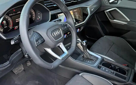 Audi Q3, 2022 год, 2 500 000 рублей, 12 фотография