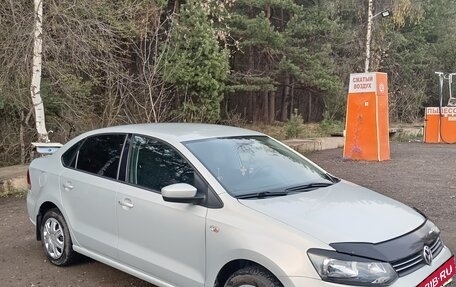 Volkswagen Polo VI (EU Market), 2014 год, 1 100 000 рублей, 2 фотография