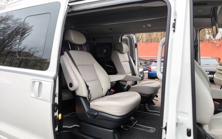 Hyundai Grand Starex Grand Starex I рестайлинг 2, 2019 год, 5 500 000 рублей, 24 фотография