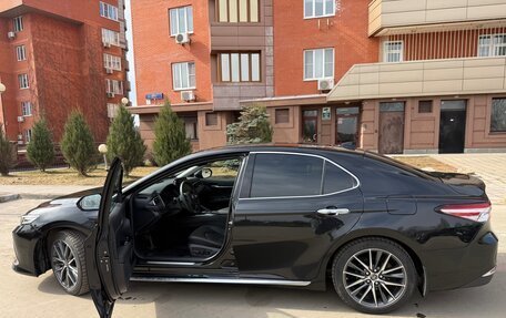 Toyota Camry, 2023 год, 3 650 000 рублей, 4 фотография