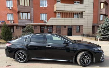 Toyota Camry, 2023 год, 3 650 000 рублей, 9 фотография