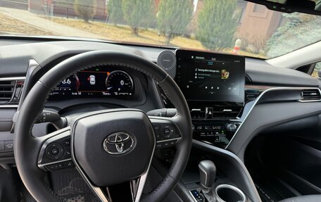 Toyota Camry, 2023 год, 3 650 000 рублей, 13 фотография