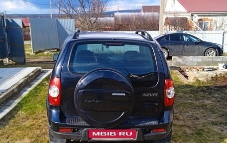 Chevrolet Niva I рестайлинг, 2010 год, 540 000 рублей, 8 фотография