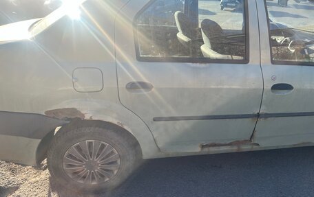 Renault Logan I, 2007 год, 160 000 рублей, 3 фотография