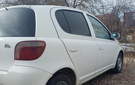 Toyota Vitz, 2001 год, 295 000 рублей, 6 фотография