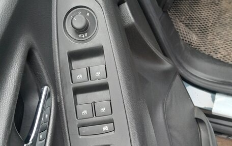 Chevrolet Trax, 2020 год, 1 750 000 рублей, 6 фотография