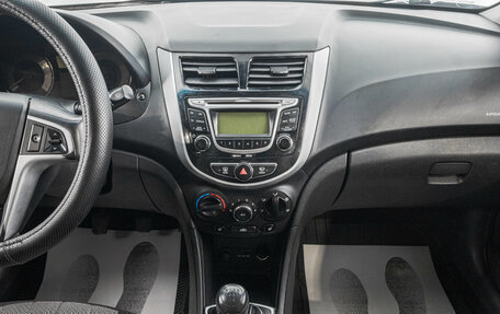 Hyundai Solaris II рестайлинг, 2011 год, 649 000 рублей, 18 фотография