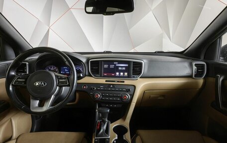 KIA Sportage IV рестайлинг, 2020 год, 2 593 000 рублей, 14 фотография