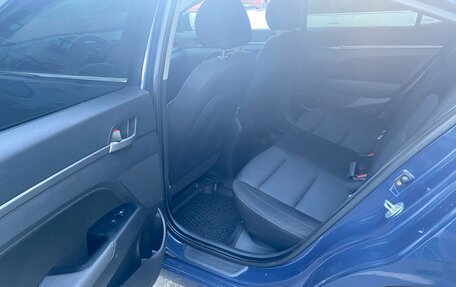 Hyundai Elantra VI рестайлинг, 2016 год, 1 220 000 рублей, 8 фотография