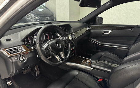 Mercedes-Benz E-Класс, 2013 год, 1 950 000 рублей, 13 фотография