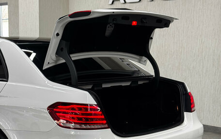 Mercedes-Benz E-Класс, 2013 год, 1 950 000 рублей, 31 фотография