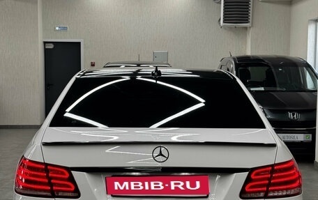 Mercedes-Benz E-Класс, 2013 год, 1 950 000 рублей, 30 фотография