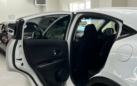 Honda Vezel, 2016 год, 1 647 000 рублей, 16 фотография