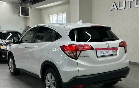 Honda Vezel, 2016 год, 1 647 000 рублей, 23 фотография