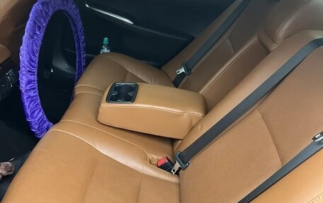 Toyota Camry, 2016 год, 2 050 000 рублей, 8 фотография