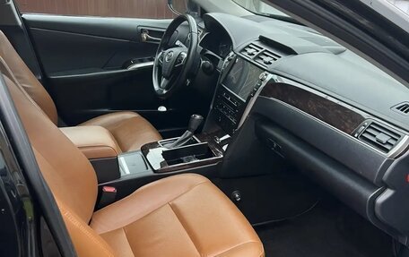 Toyota Camry, 2016 год, 2 050 000 рублей, 6 фотография