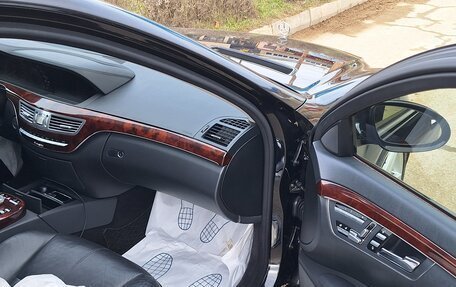 Mercedes-Benz S-Класс, 2007 год, 2 000 000 рублей, 4 фотография