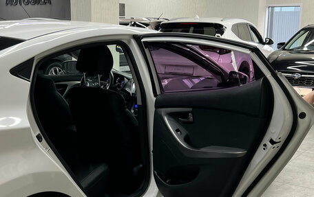 Hyundai Avante, 2011 год, 747 000 рублей, 18 фотография