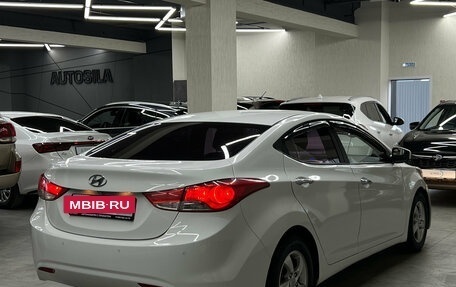 Hyundai Avante, 2011 год, 747 000 рублей, 24 фотография