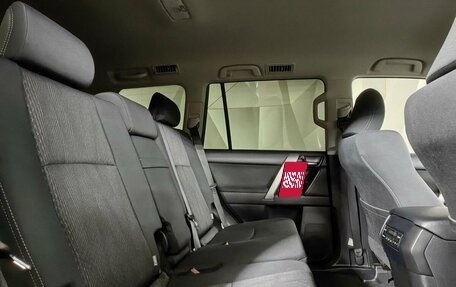 Toyota Land Cruiser Prado 150 рестайлинг 2, 2020 год, 5 765 000 рублей, 16 фотография