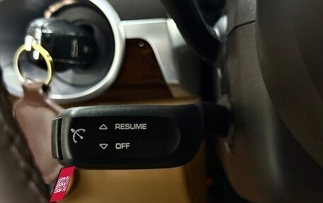 Porsche Cayenne III, 2013 год, 3 200 000 рублей, 28 фотография