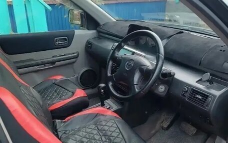 Nissan X-Trail, 2001 год, 680 000 рублей, 2 фотография