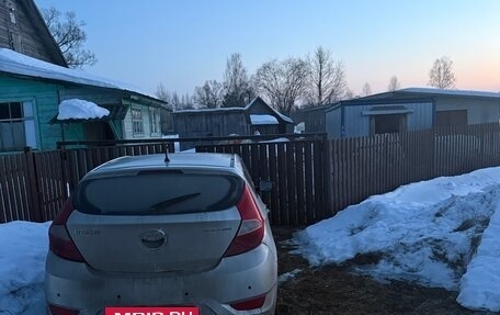 Hyundai Solaris II рестайлинг, 2013 год, 420 000 рублей, 10 фотография