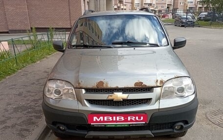 Chevrolet Niva I рестайлинг, 2012 год, 350 000 рублей, 3 фотография