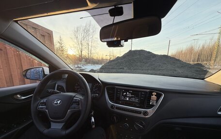 Hyundai Solaris II рестайлинг, 2017 год, 1 180 000 рублей, 6 фотография