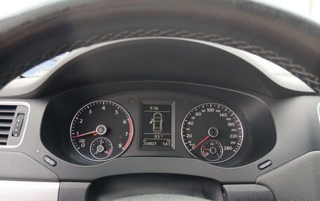 Volkswagen Jetta VI, 2013 год, 995 000 рублей, 6 фотография